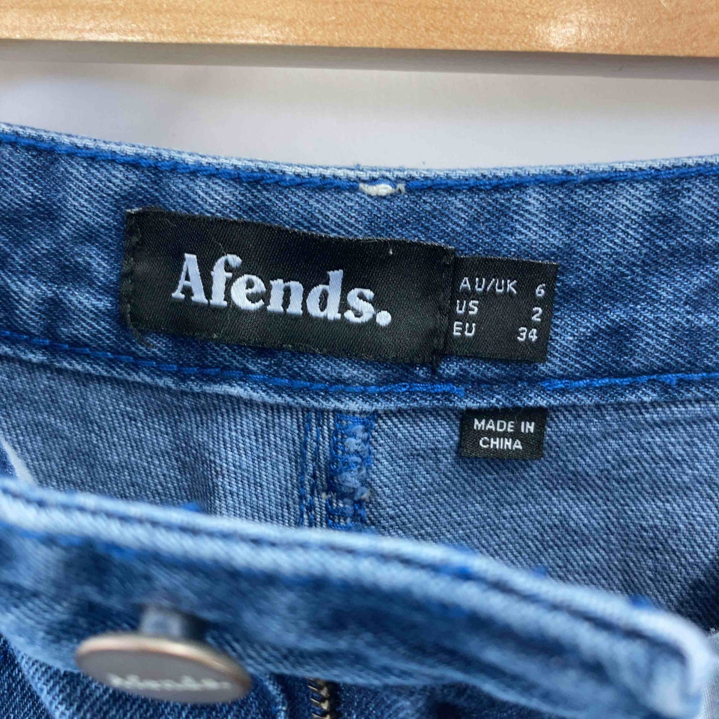 Afends アフェンズ レディース ショートパンツ 紺 tk