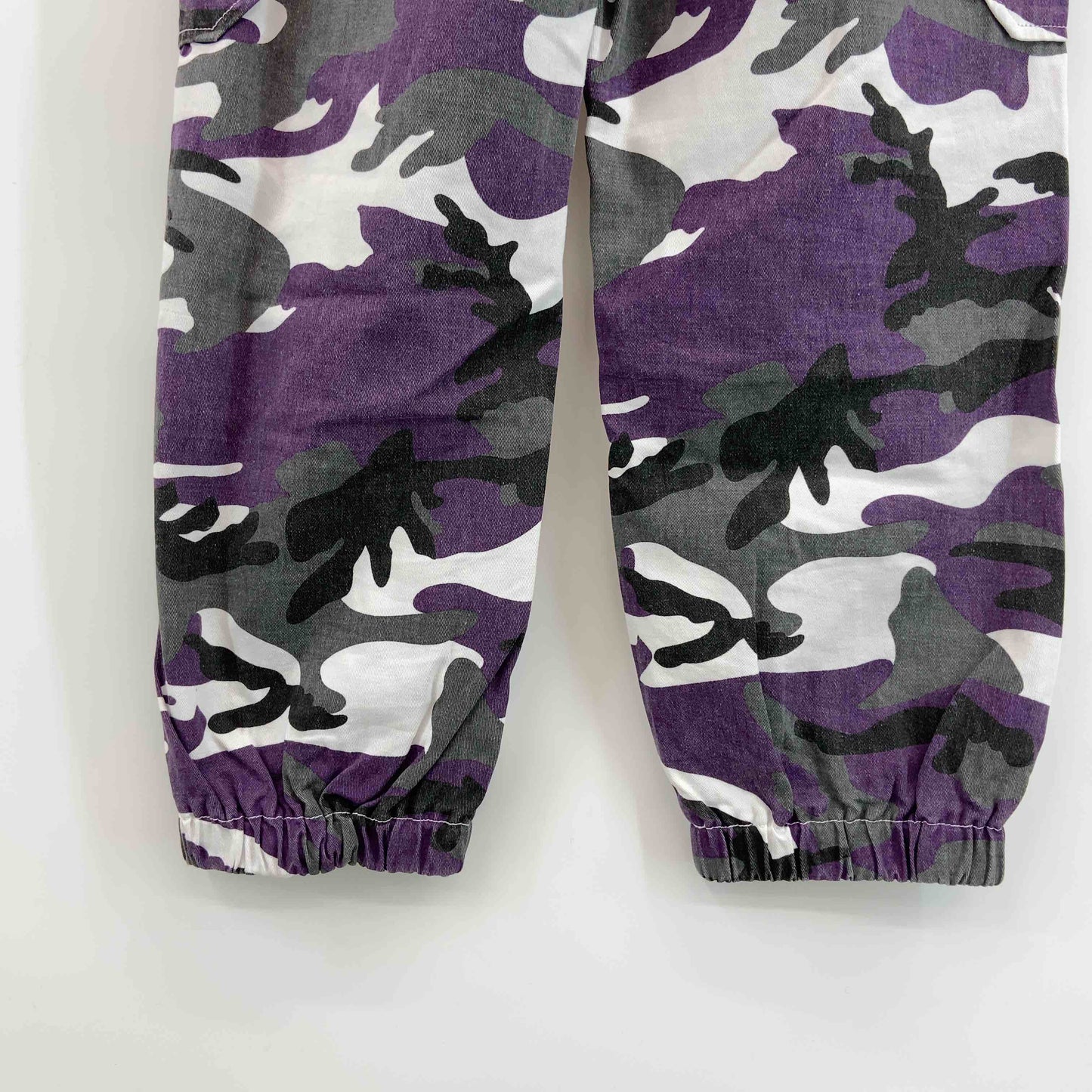 Private pause  紫　黒　白　迷彩柄　サイズL　 メンズ ペインターパンツ