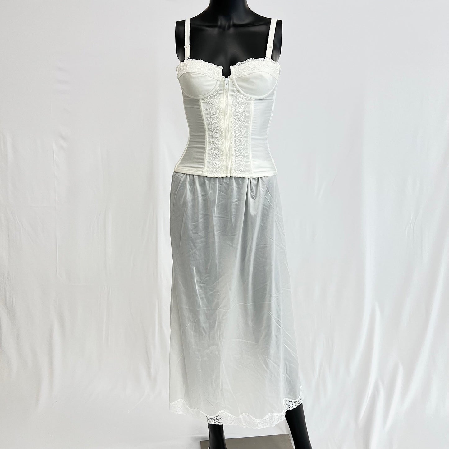 花 dress black レディース ウェディングドレス　チュールドレス　パリエ付き　ビスチェ・ペチコート付き　白