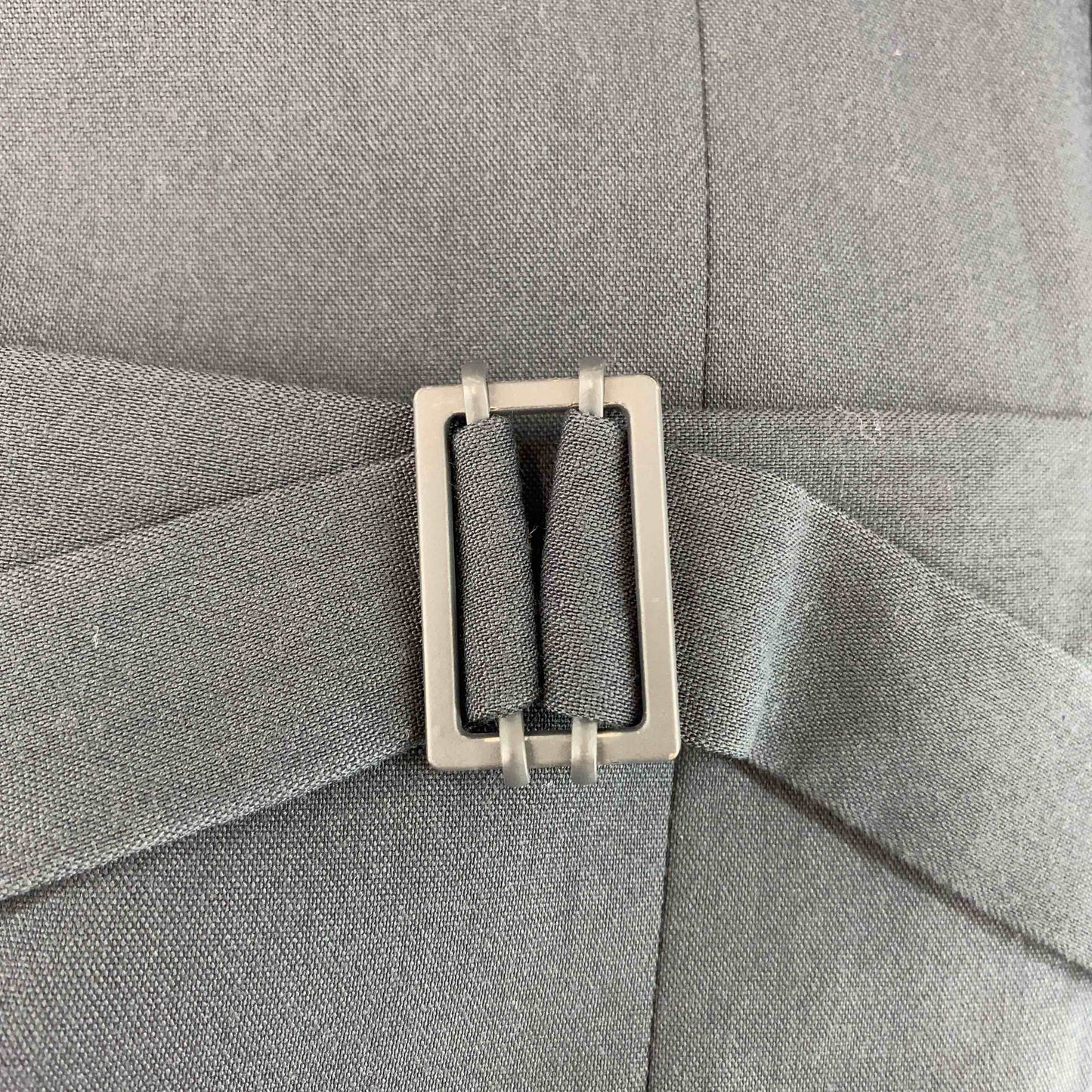 TRUE COLORS MARKET FASHIRU トゥルーカラーズマーケットファシル メンズ　ベスト　チャコールグレー