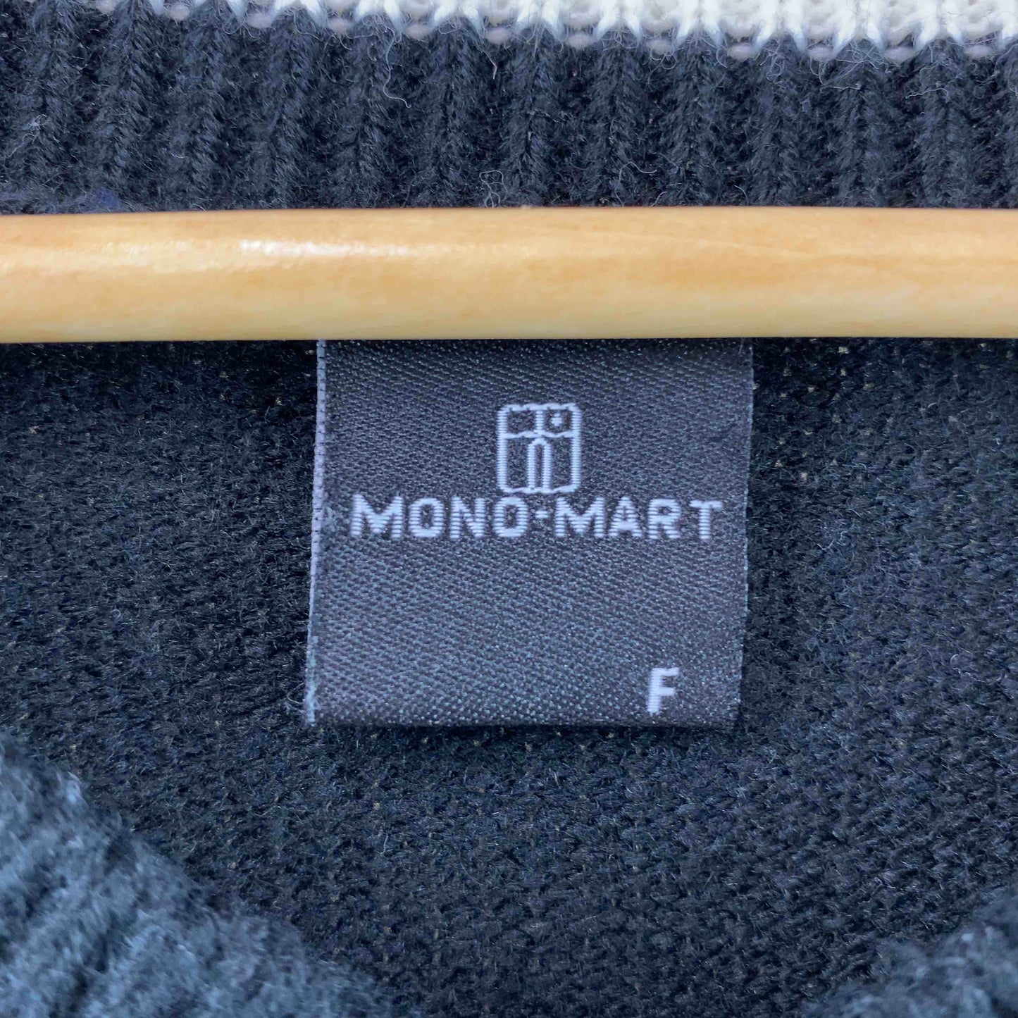 MONO-MART モノマート　黒　ブラック　ベスト　ホワイトライン　サイズＦ　 メンズ ニット/セーター