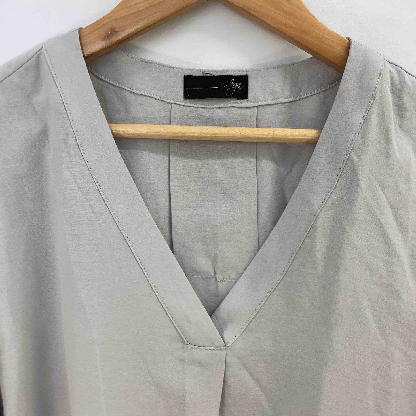 Aga  レディース 半袖シャツ/ブラウス グレイ tk