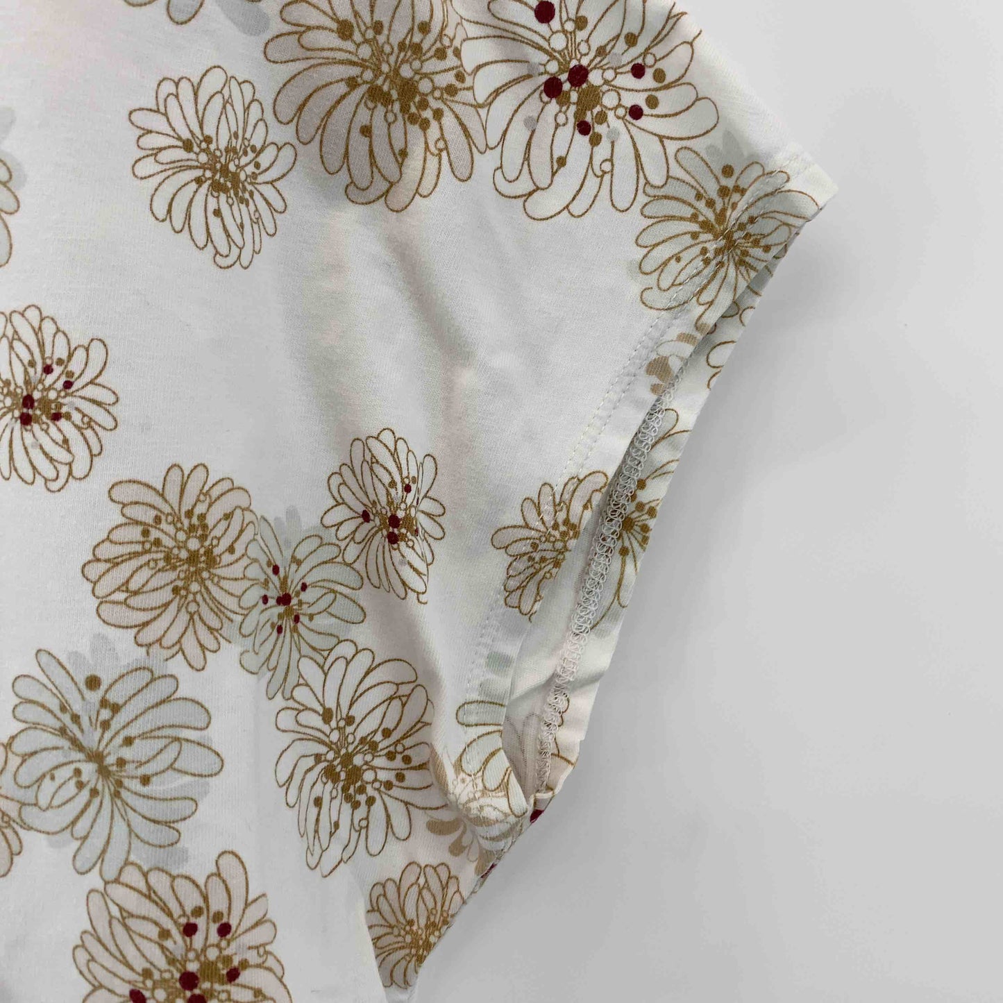 UNIQLO ユニクロ（×PAUL & JOE) 　白　ホワイト　花柄　サイズS　 レディース Tシャツ（半袖）