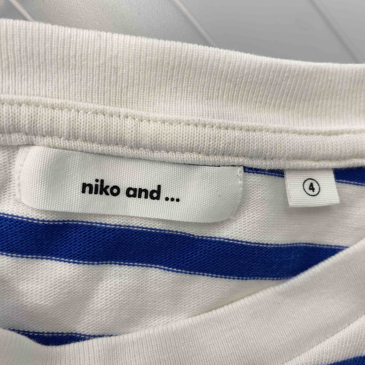 niko and... ニコアンド レディース カットソー長袖 ボーダー オフ×ブルー ボリュームスリーブ