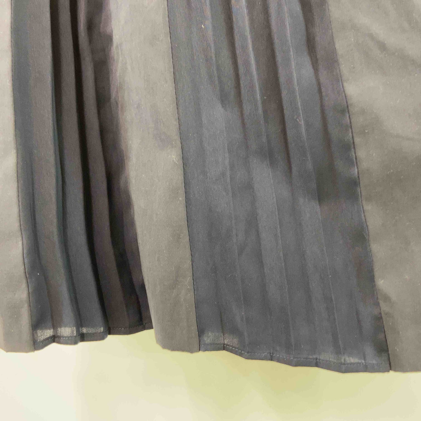 PICCIN ピッチン レディース カジュアルパンツ シフォンドッキング プリーツ ネイビー