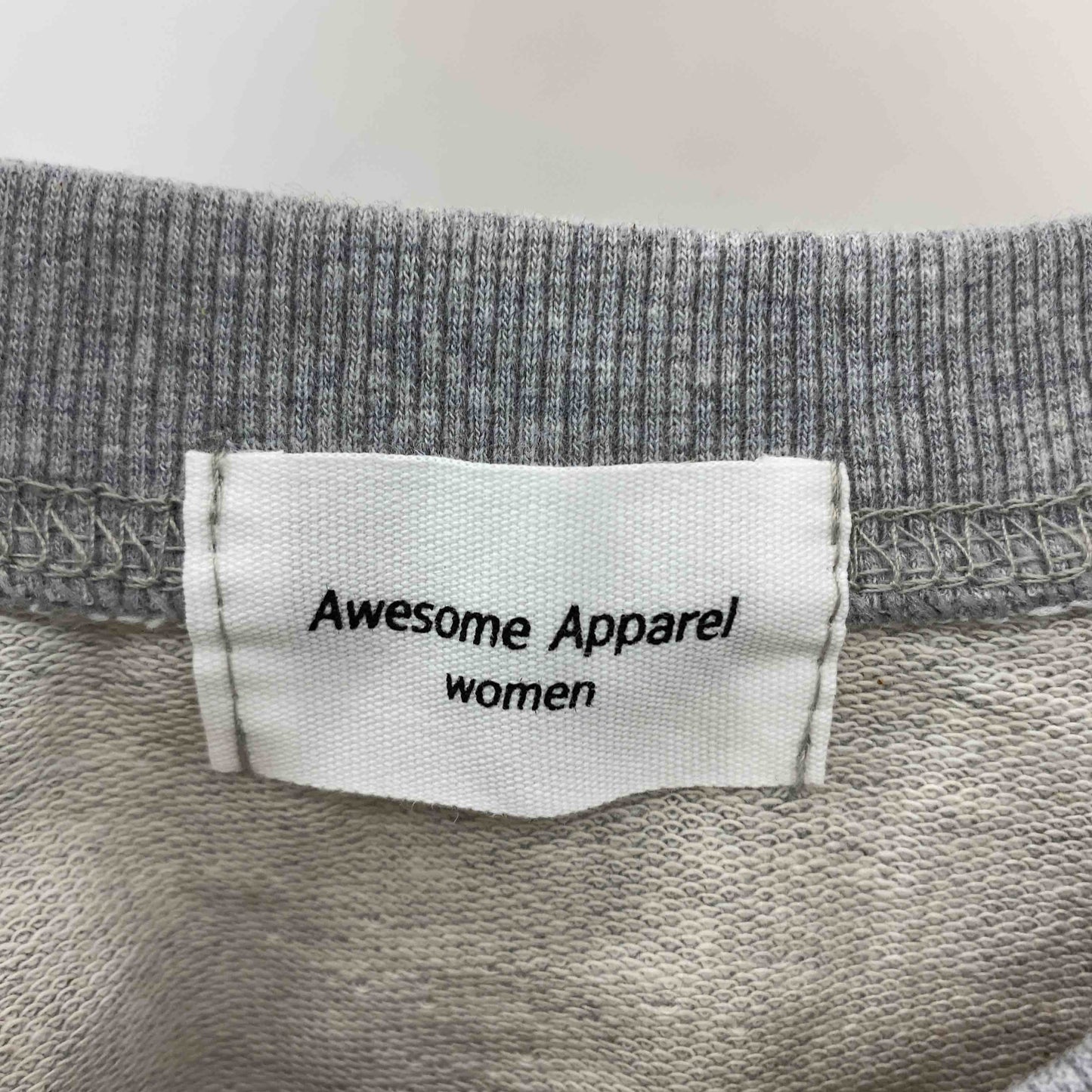 awesome apparel グレー　ショート　トレーナー　レイヤード　重ね着　 レディース スウェット