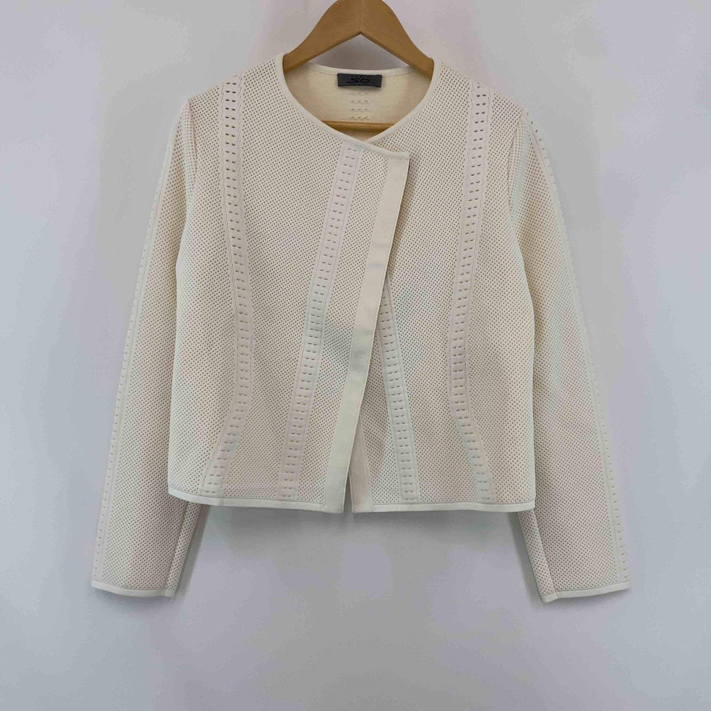 SHEIS SO  レディース イタリア製 ノーカラージャケット セットアップ ノースリーブワンピース ニット 白