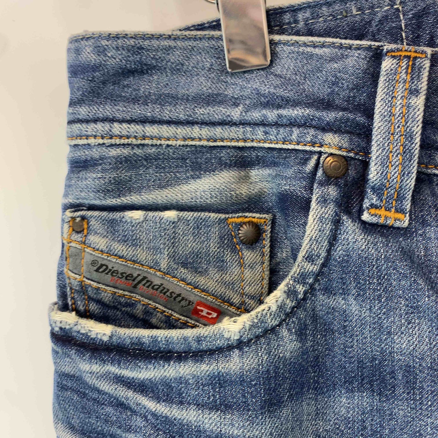 DIESEL ディーゼル メンズ デニム ストレート ダメージ風 ジーンズ