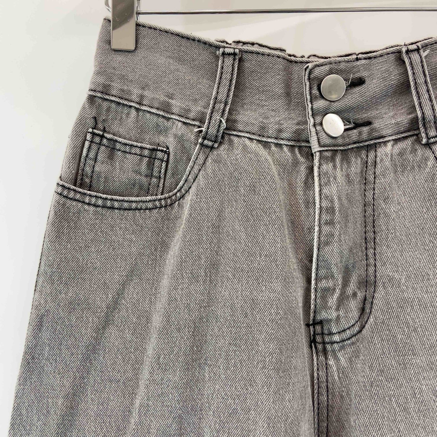 レディース デニム　ジーンズ　カジュアルパンツ　ウエストゴム　グレー