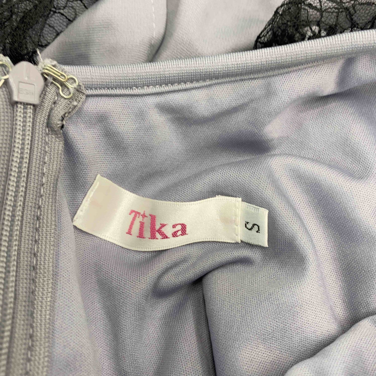 Tika レディース ノースリーブワンピース キャミワンピース フリル リボン ブルー ブラック 花