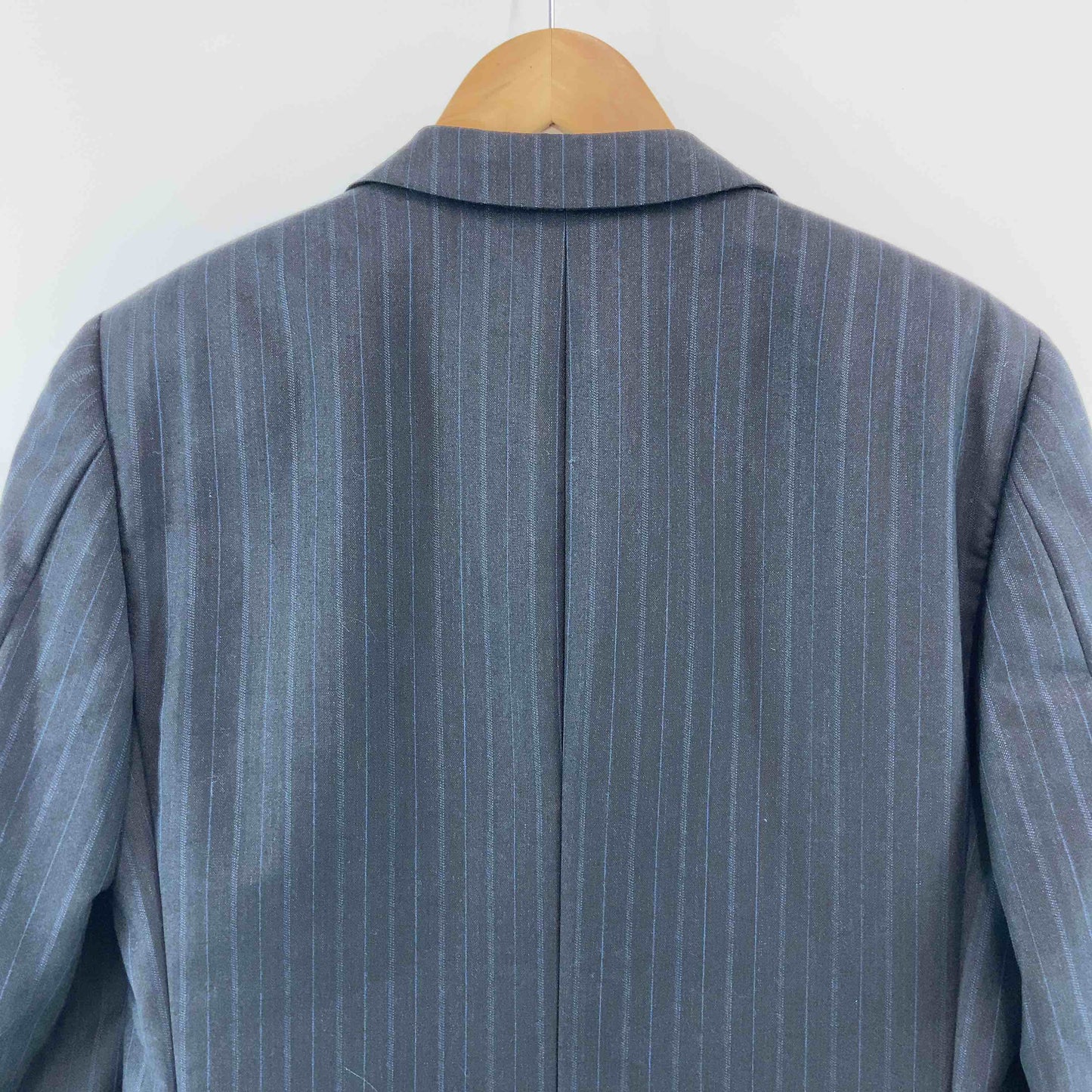 Ermenegildo Zegna エルメネジルドゼニア メンズ テーラードジャケット　ウール混　ストライプ　チャコールグレー系