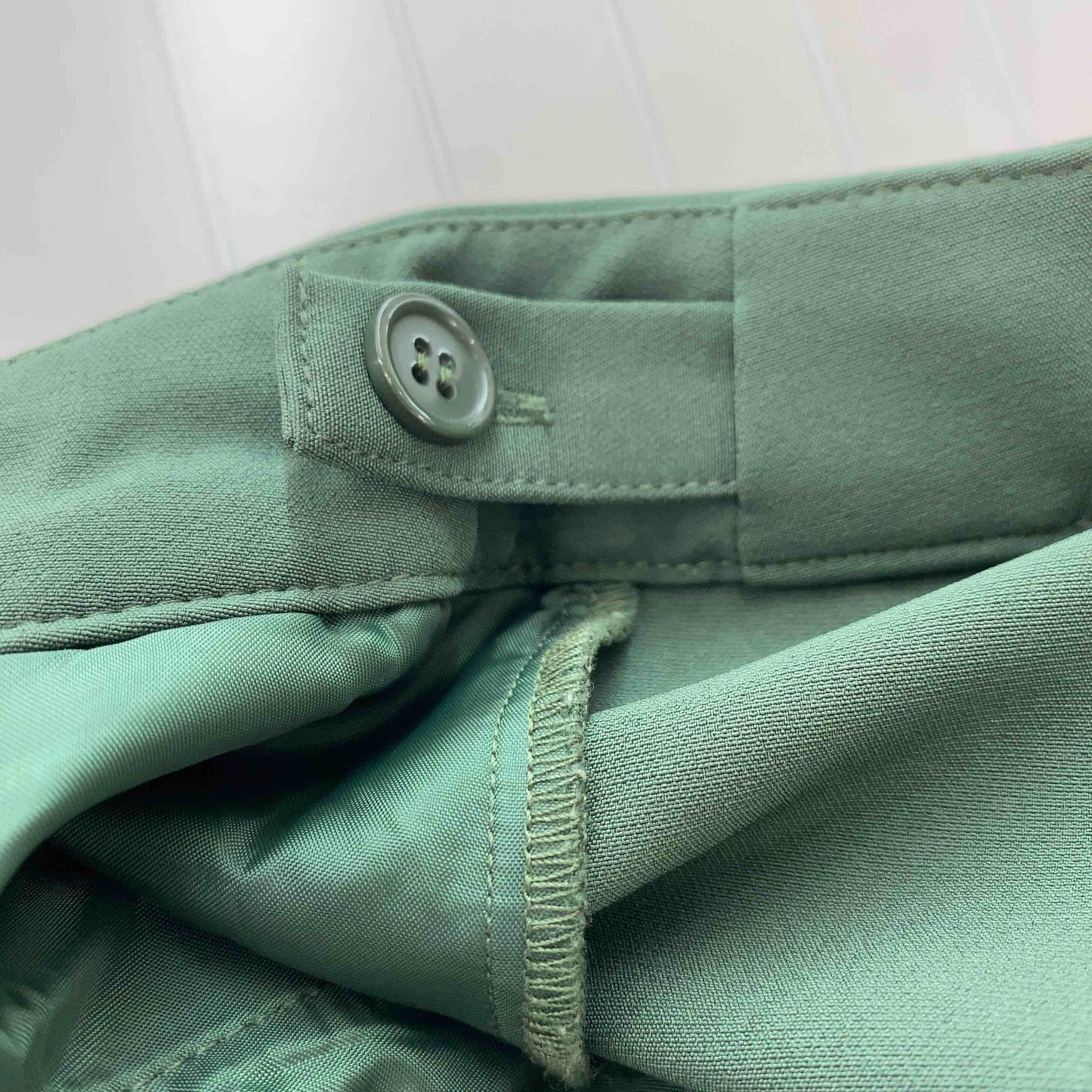 ur's ユアーズ  レディース カジュアルパンツ グリーン タックパンツ
