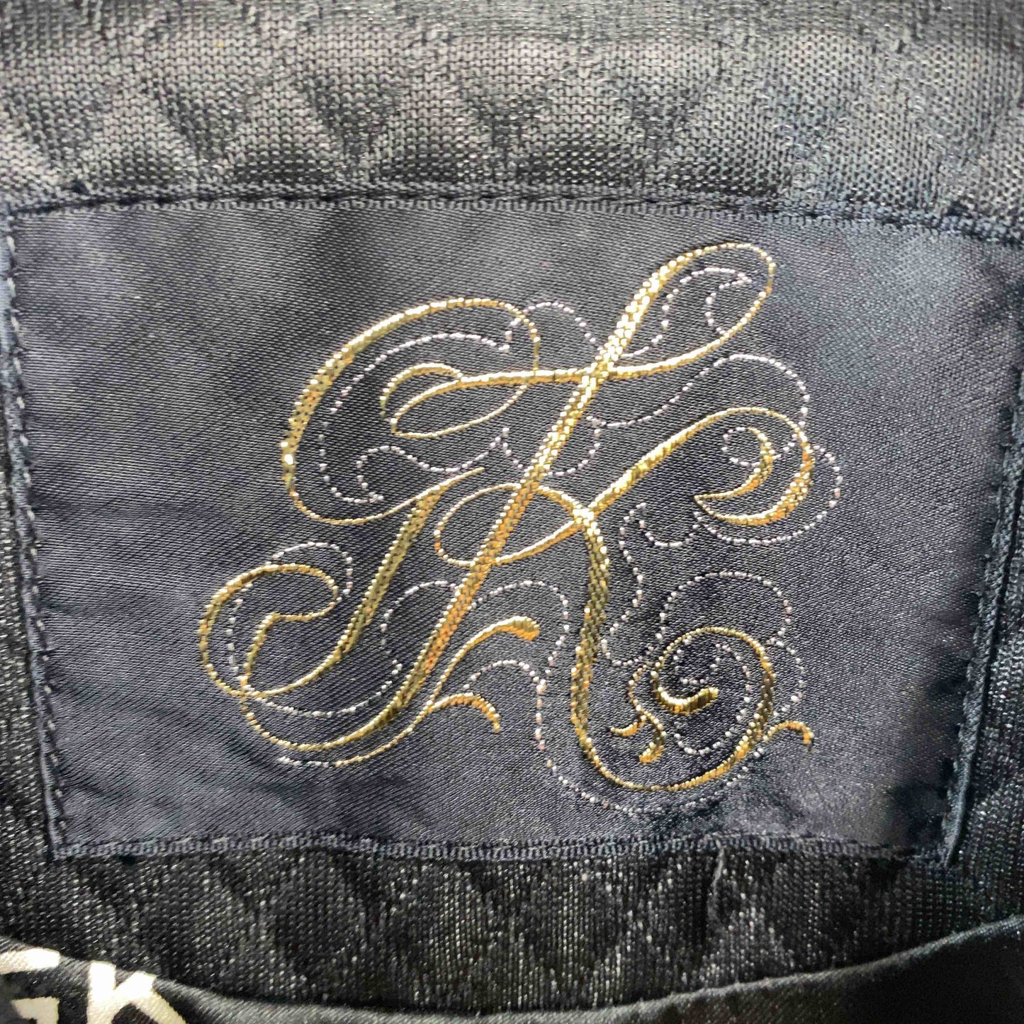 伊太利屋 GK collection  レディース ブルゾン ブラック ロゴ刺繍 胸ポケット付き