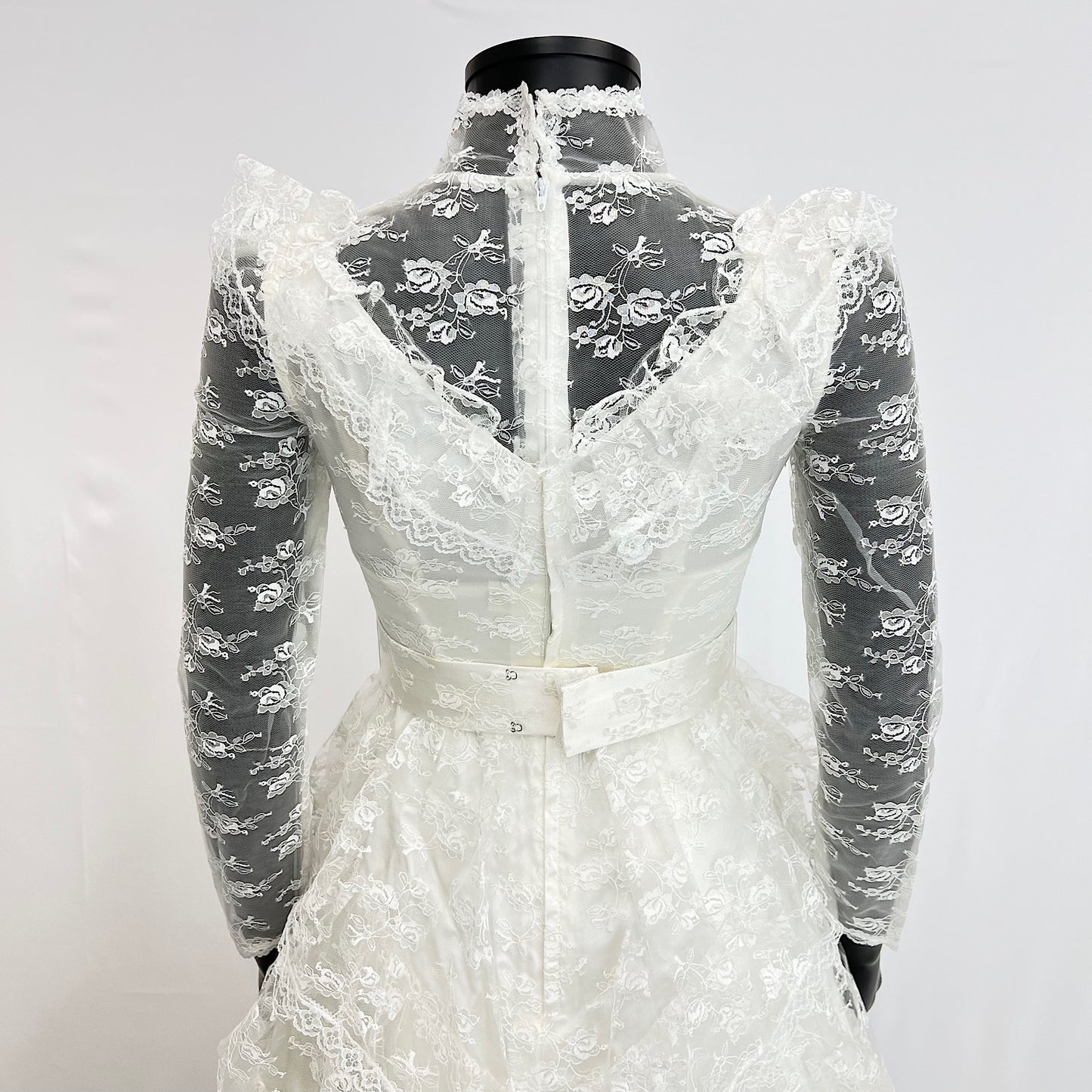 花 dress black レディース ウェディングドレス　チュールドレス　パリエ付き　ビスチェ・ペチコート付き　白