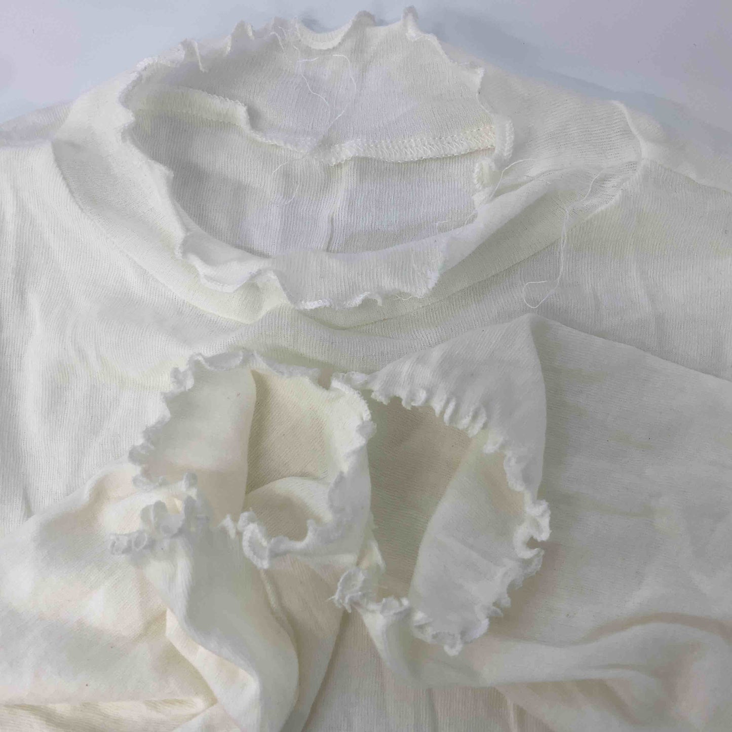 yuni ユニ レディース 半袖カットソー　ハイネック　白