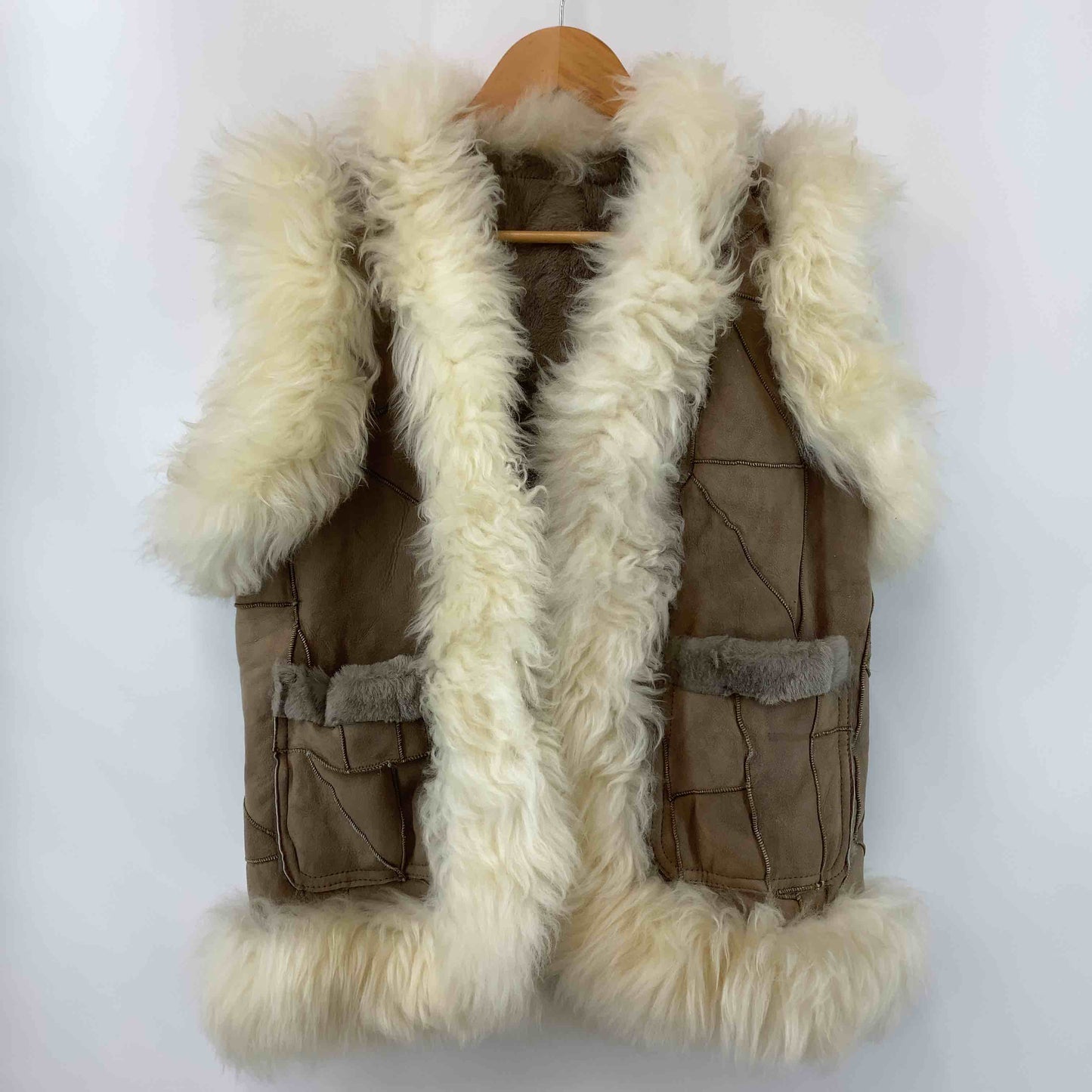 レディース 毛皮/ファーベスト ムートン ブラウン