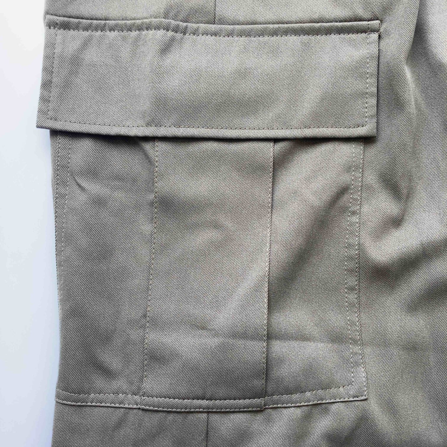 SUREVE  レディース カジュアルパンツ モスグリーン tk