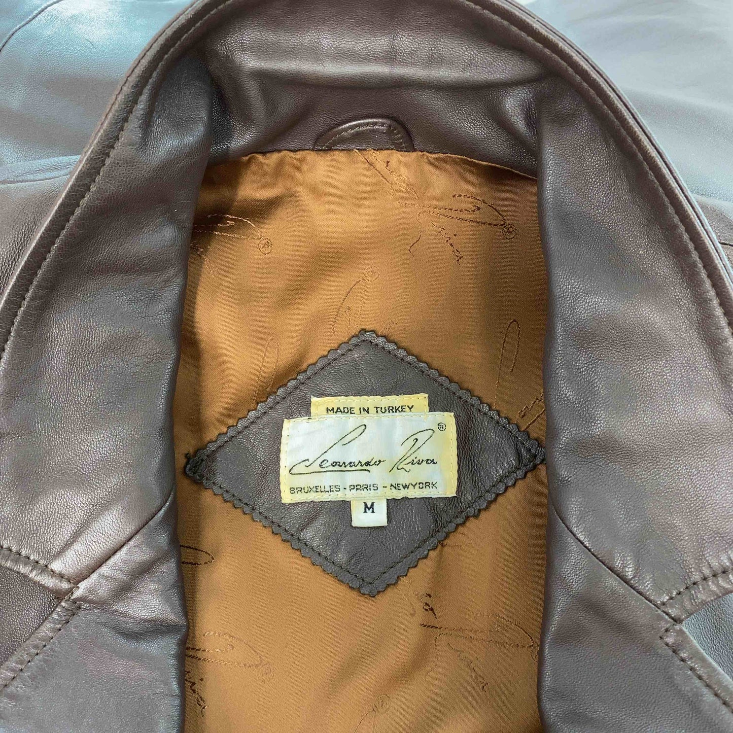 メンズ レザージャケット　テーラード　トルコ製　くるみボタン　ブラウン系