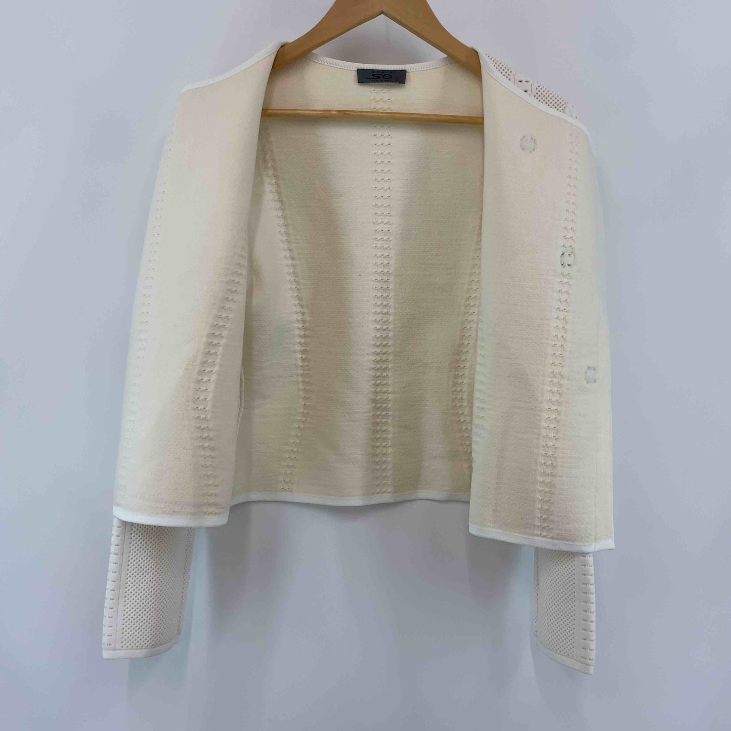 SHEIS SO  レディース イタリア製 ノーカラージャケット セットアップ ノースリーブワンピース ニット 白