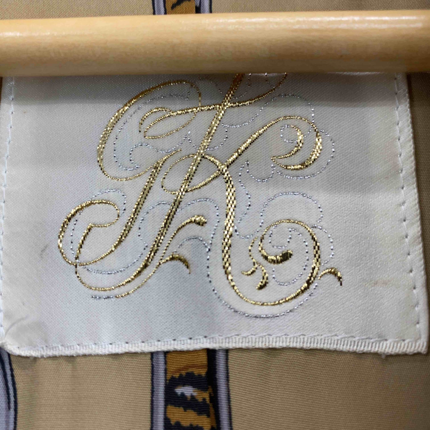 伊太利屋  レディース ステンカラーコート オレンジ系