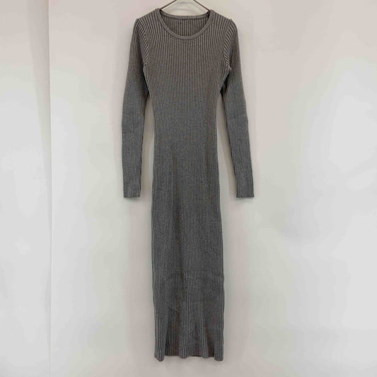 レディース ニットワンピース　グレー
