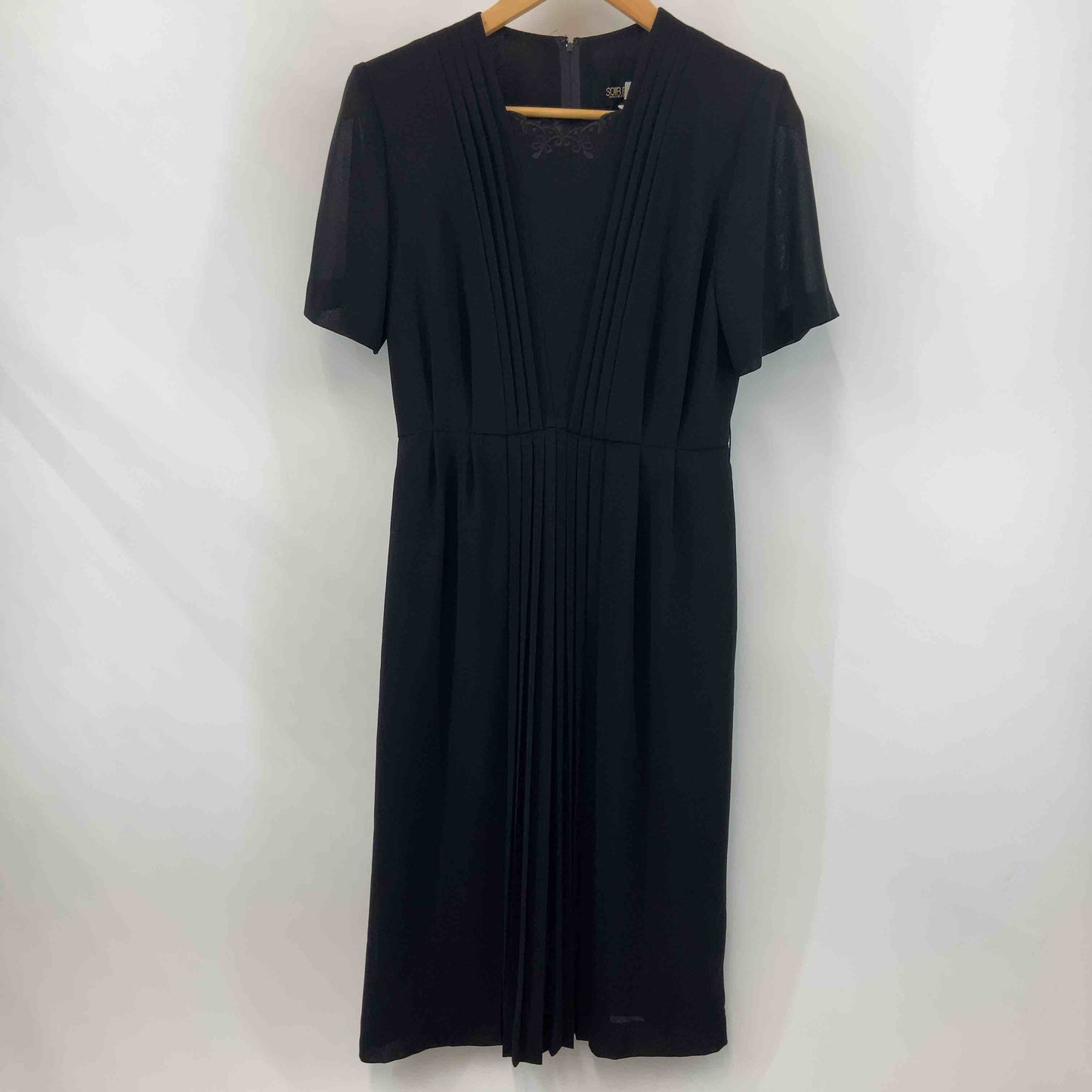 SOIRBENIR ソワール べニール レディース 半袖ワンピース サイズ7 肩パット 袖透け感あり ブラック