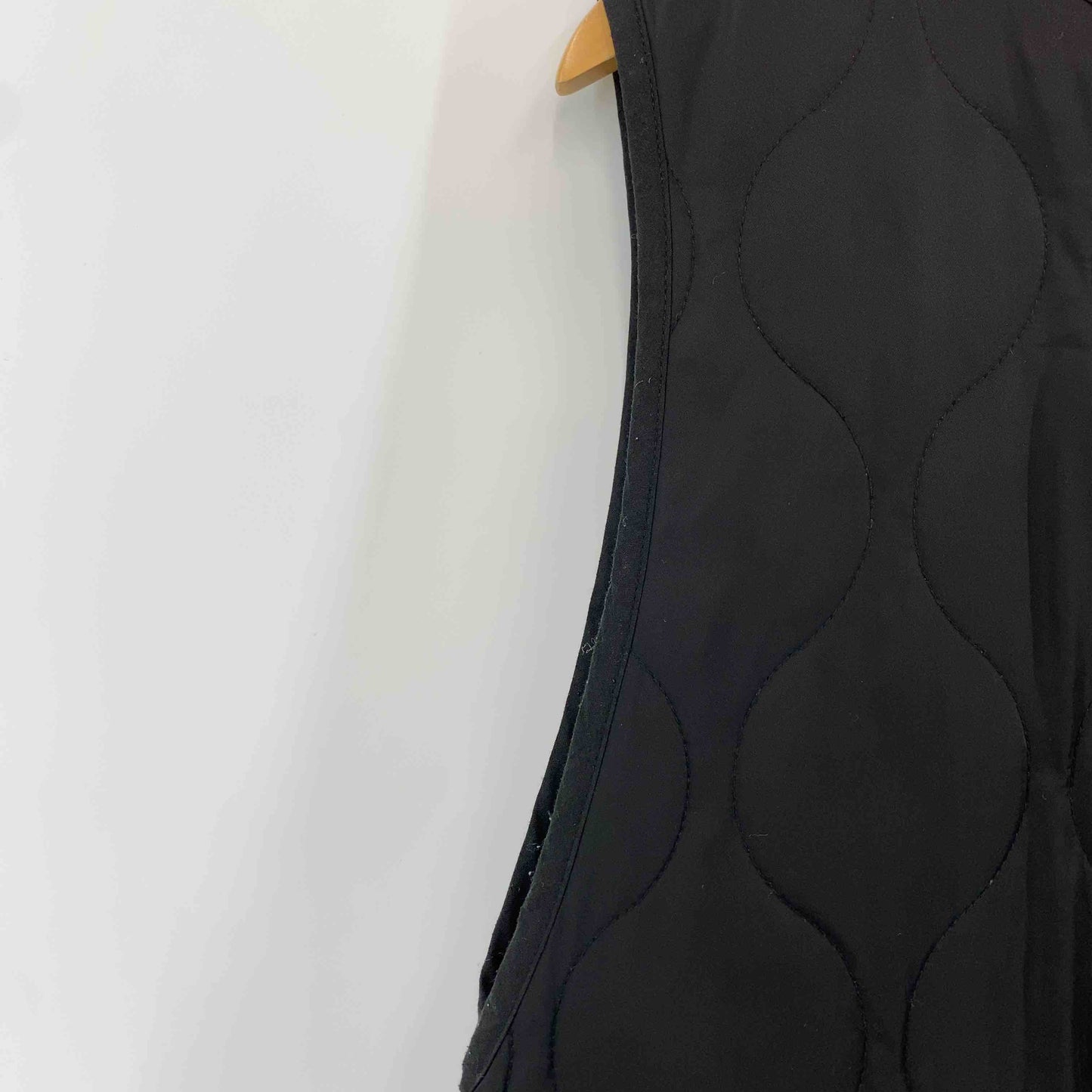 INGNI イング メンズ 中綿　キルティングベスト　アシンメトリー　黒