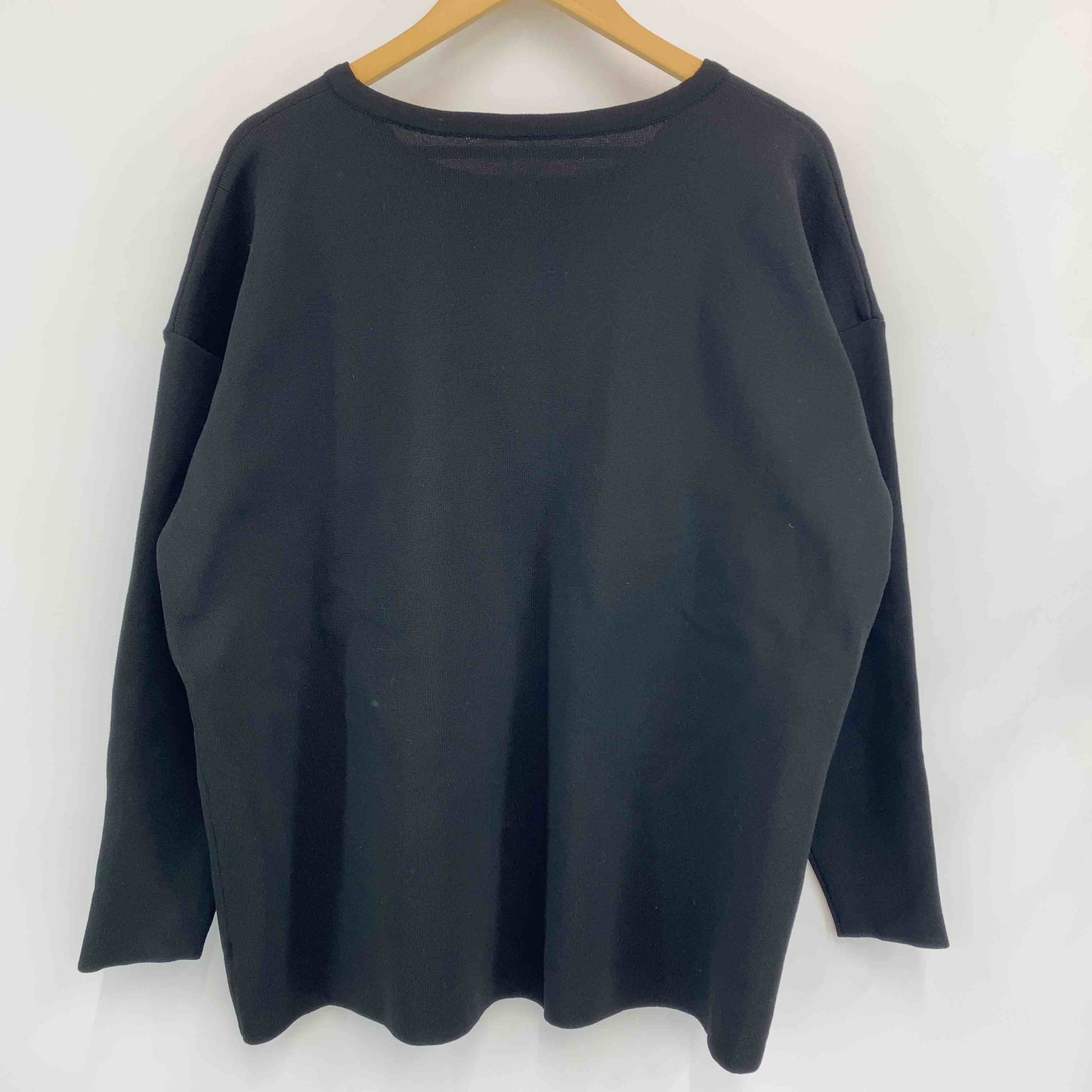 レディース カーディガン 黒 金ボタン クルーネック