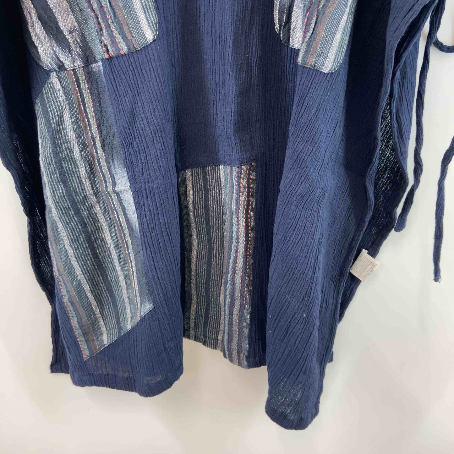 手織り レディース ベスト ジレ　サイドリボン　藍色