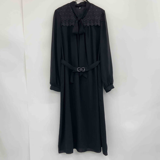 レディース 長袖ワンピース ブラック 襟レース ベルト付き フォーマルドレス