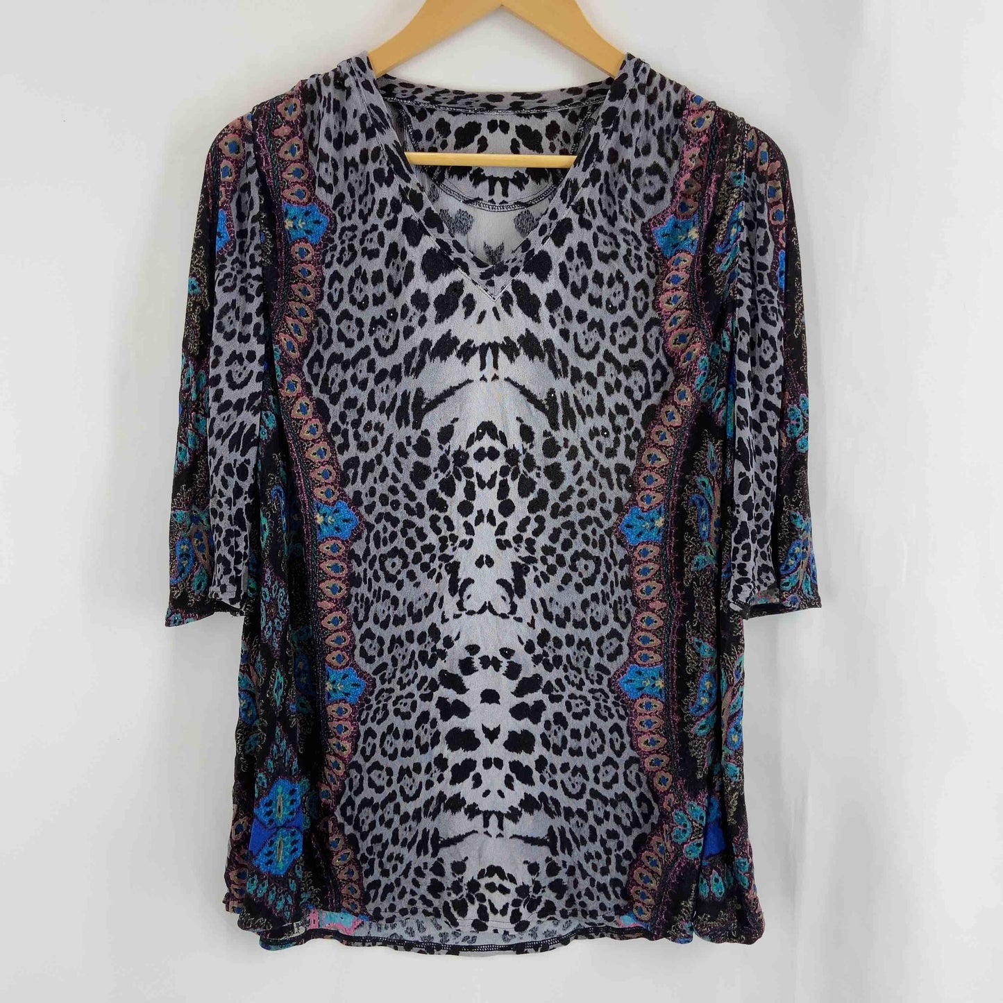 伊太利屋 イタリヤ レディース Tシャツ/カットソー 五分袖 ビーズ装飾 総柄 Vネック