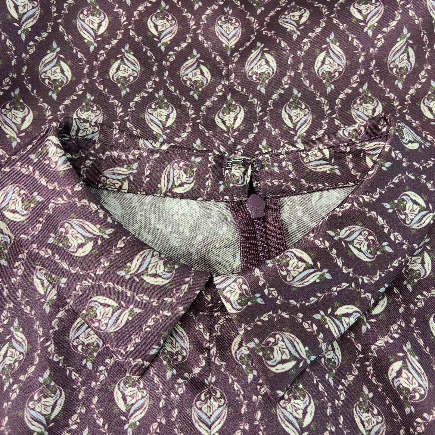 Reflect リフレクト レディース 長袖シャツ　ブラウス　花柄　背中ジップ　紫