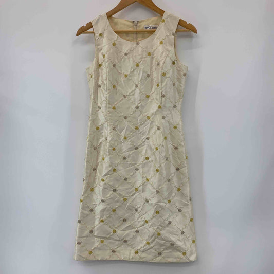 RIPPLE CORE リップルコア  レディース ノースリーブワンピース ひざ丈ー フラワー刺繡 クリーム