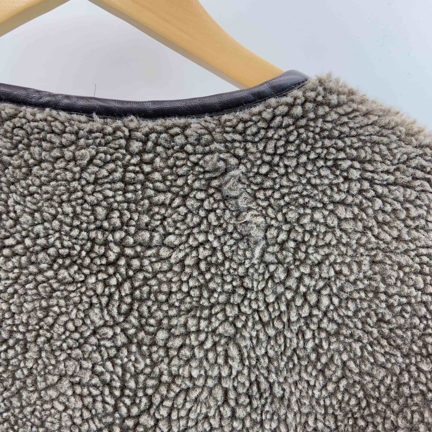 レディース ノーカラージャケット ボアフリースジャケット 茶 ジップアップ