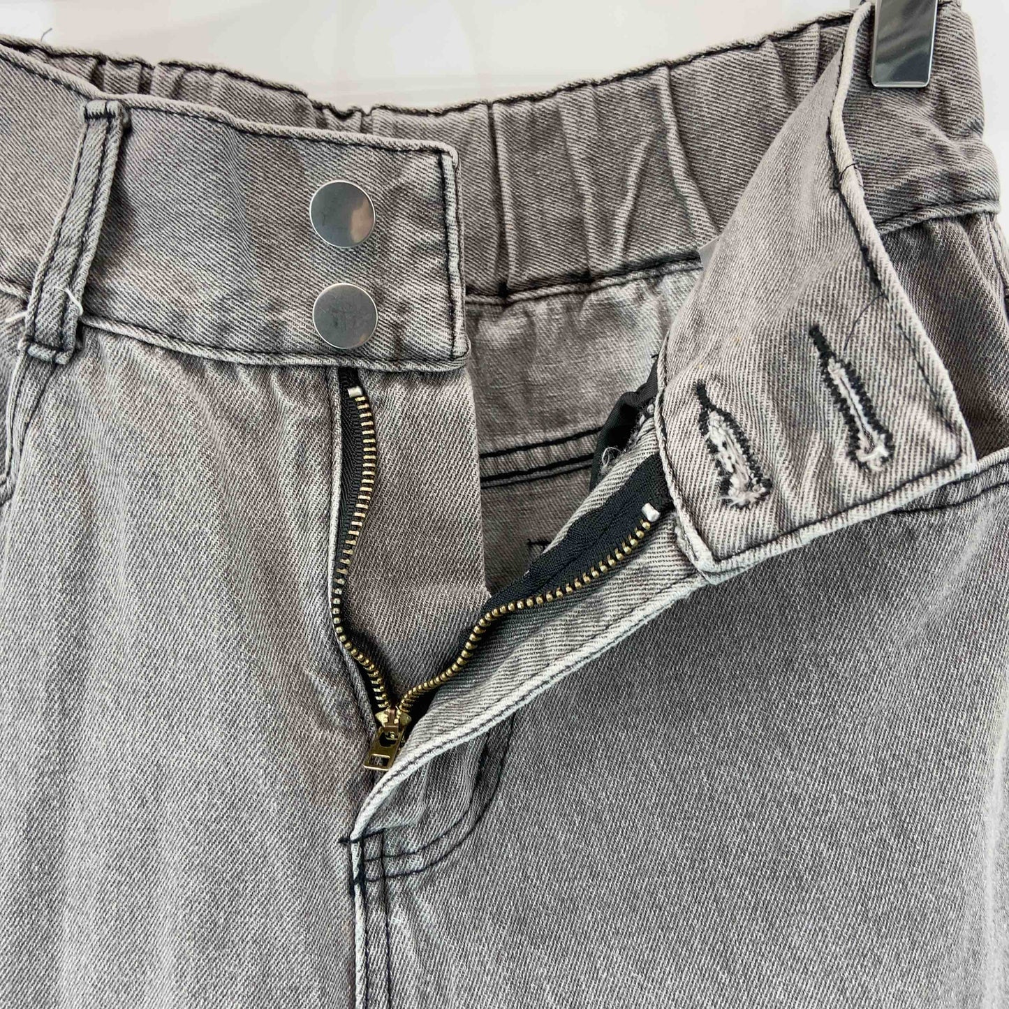 レディース デニム　ジーンズ　カジュアルパンツ　ウエストゴム　グレー