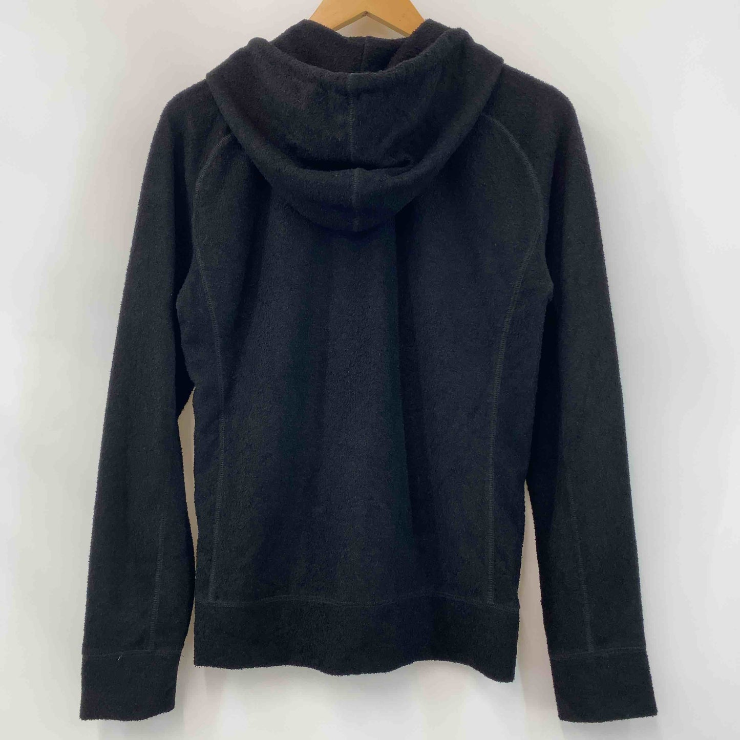 1piu1uguale3 ウノピゥウノウグァーレトレ メンズ パーカー　パイル地　ブラック