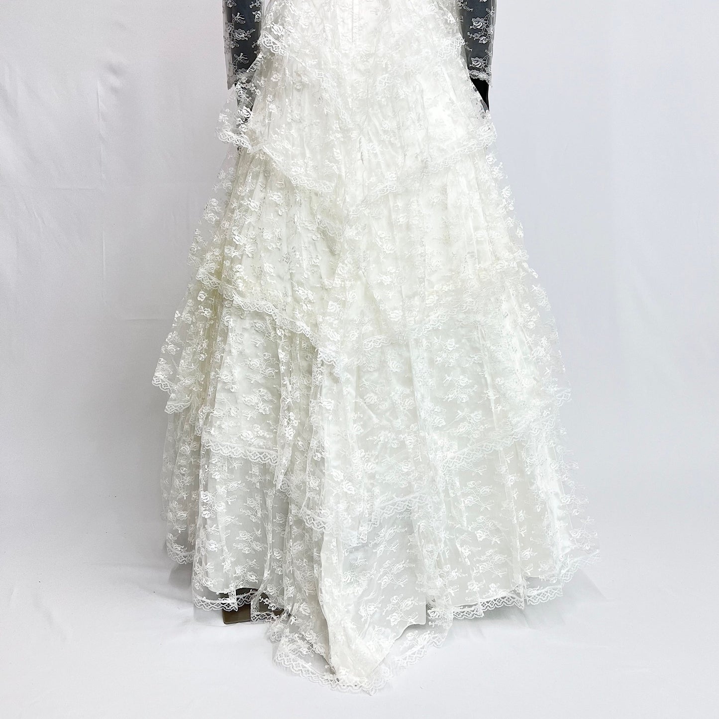 花 dress black レディース ウェディングドレス　チュールドレス　パリエ付き　ビスチェ・ペチコート付き　白