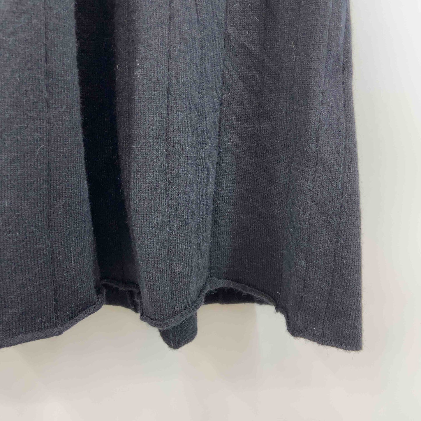 TRAZZO DONNA トラッツォドンナ レディース ニットワンピース　リブ　ハイネック　黒