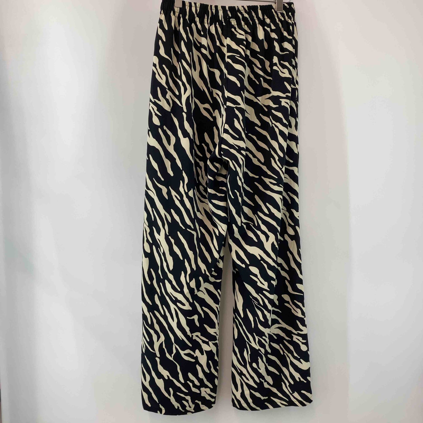 レディース ワイドパンツ ゼブラ柄 ウエストゴム