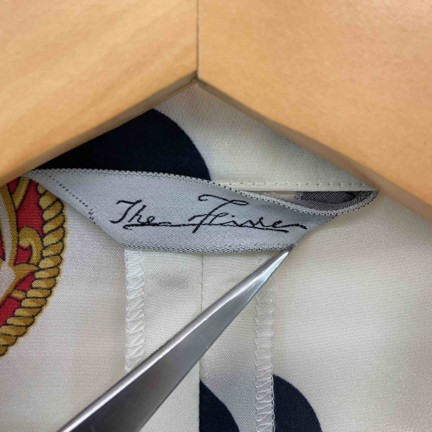 ヴィンテージ スカーフ柄　ブラウス風薄手ジャケットとスカート　セットアップ