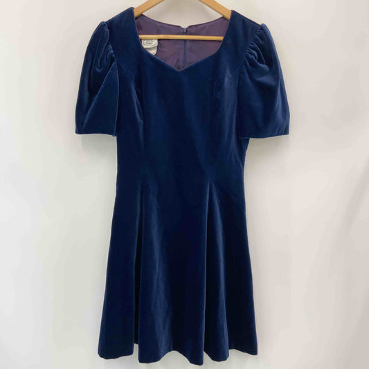 LAURA ASHLEY ローラアシュレイ レディース 半袖ワンピース　ベロア素材　スクエアネック　青系