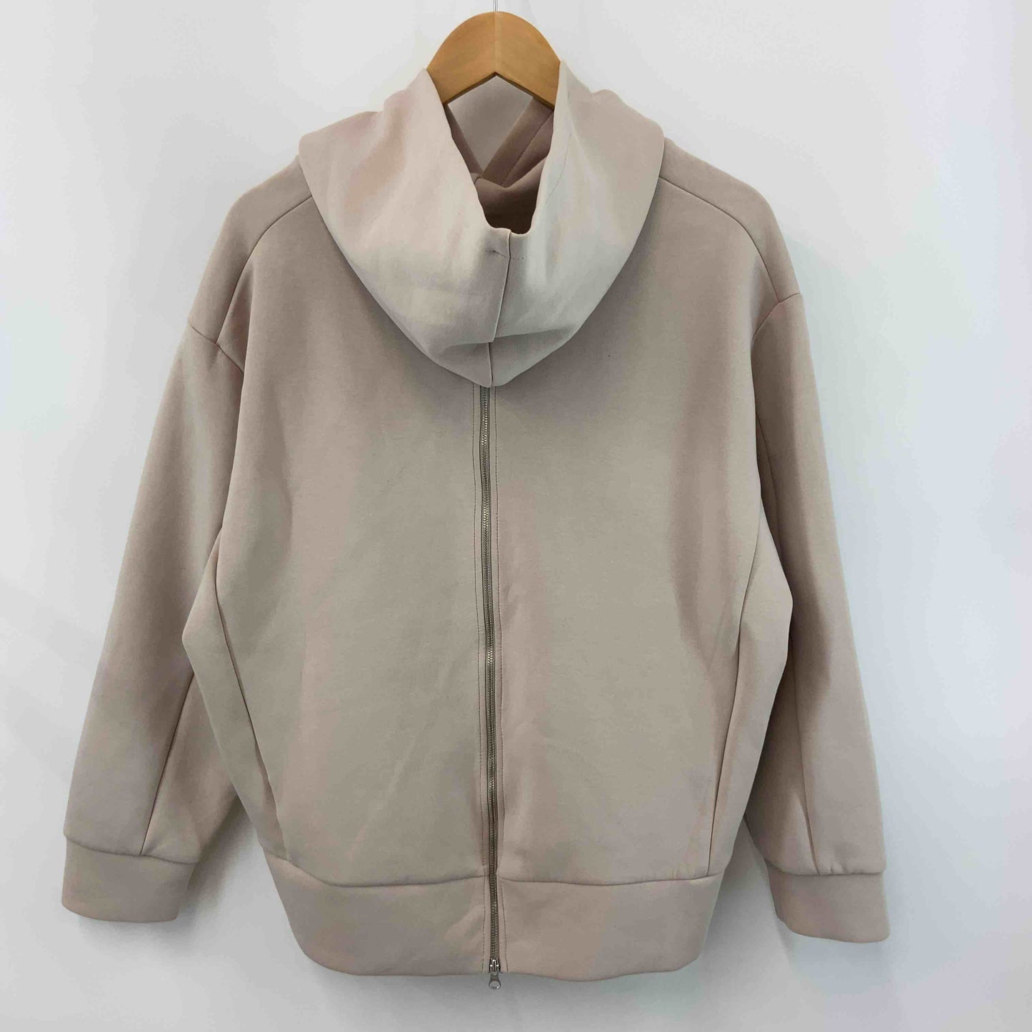 Discoat ディスコート　ピンクベージュ　バックファスナーあり　 レディース パーカー　サイズF