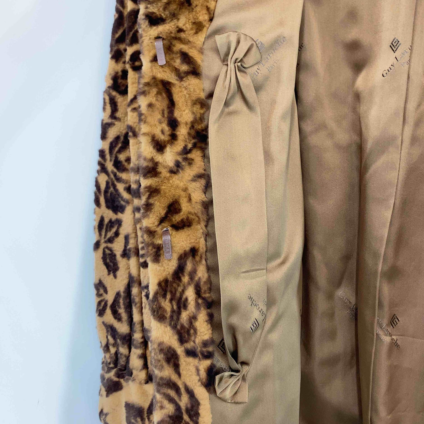 Guy Laroche ギラロッシュ レディース 毛皮/ファーコート ブラウン 花柄 バラ柄