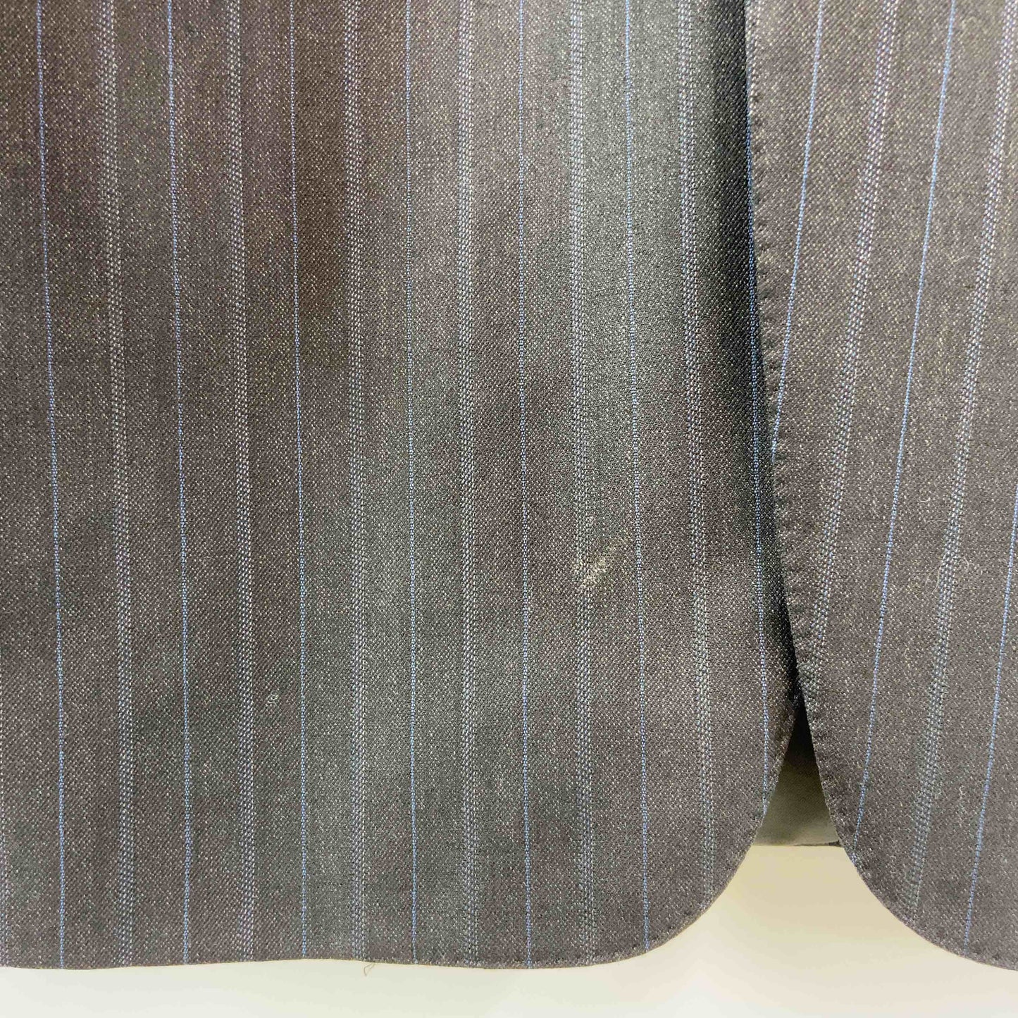 Ermenegildo Zegna エルメネジルドゼニア メンズ テーラードジャケット　ウール混　ストライプ　チャコールグレー系