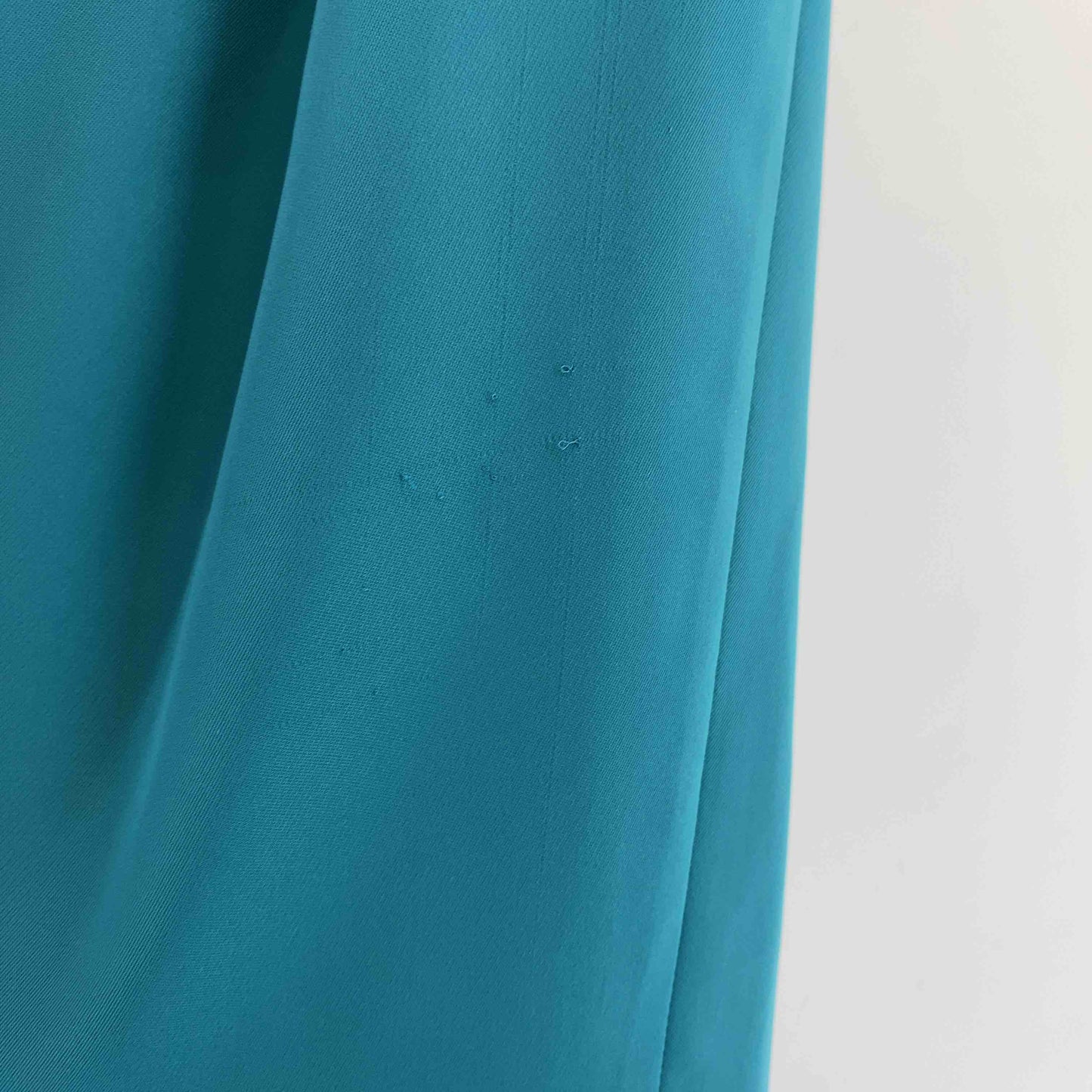 VEGA　ベガ　緑　グリーン　裏地無し　サイズ38　  レディース カジュアルパンツ