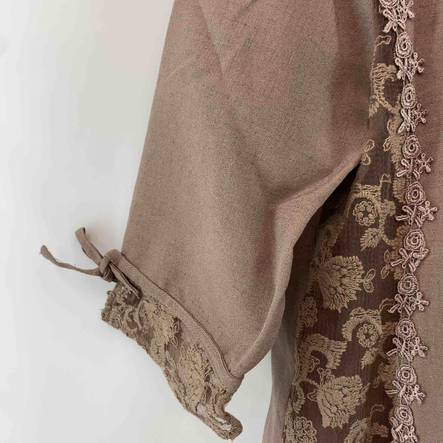 Sun Wind ブラウン レース 刺繍 チュニック型 レディース 半袖シャツ ブラウス