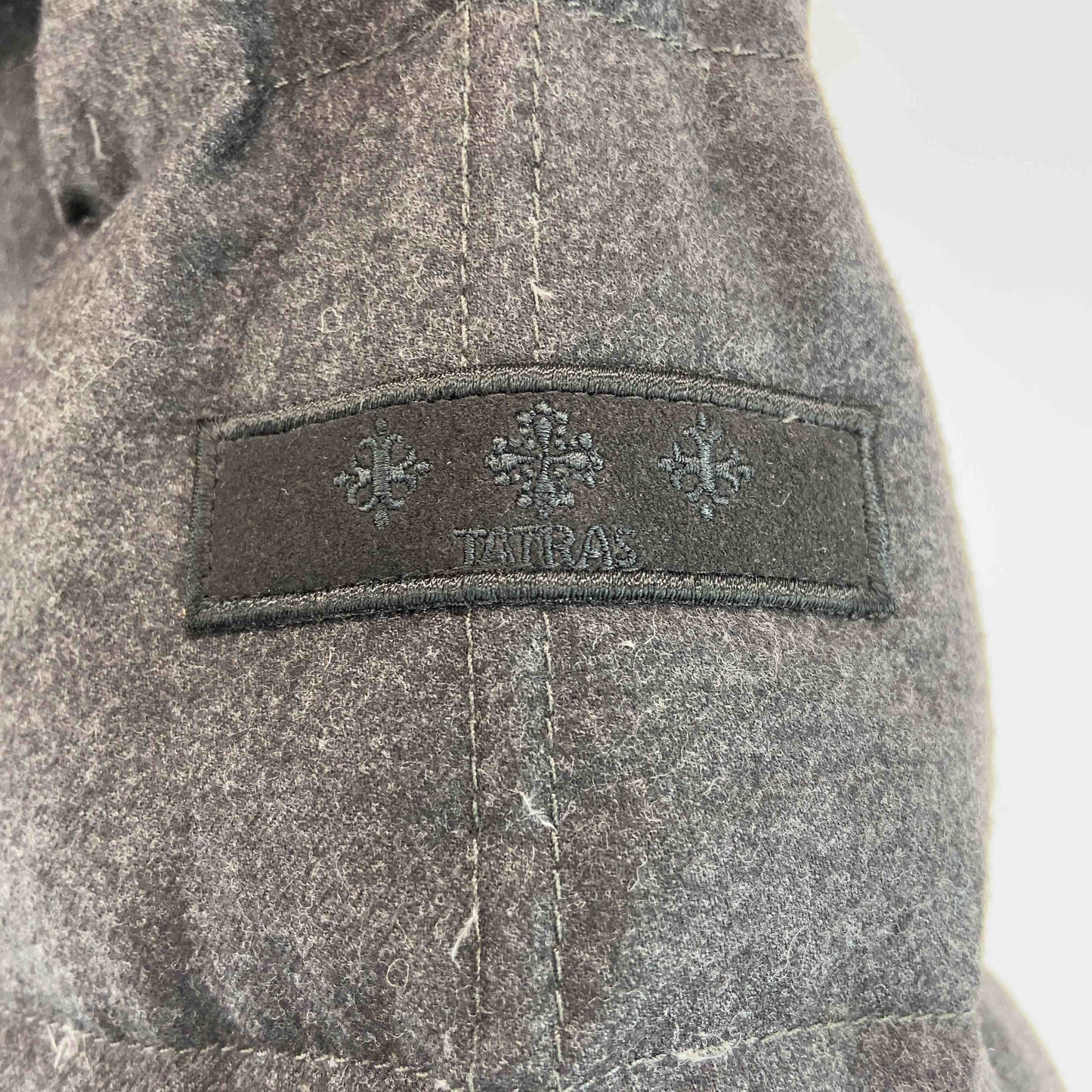 TATRAS タトラス メンズ 中綿・ダウンジャケット　ウール・シルク混　ダウン・フェザー混　グレー