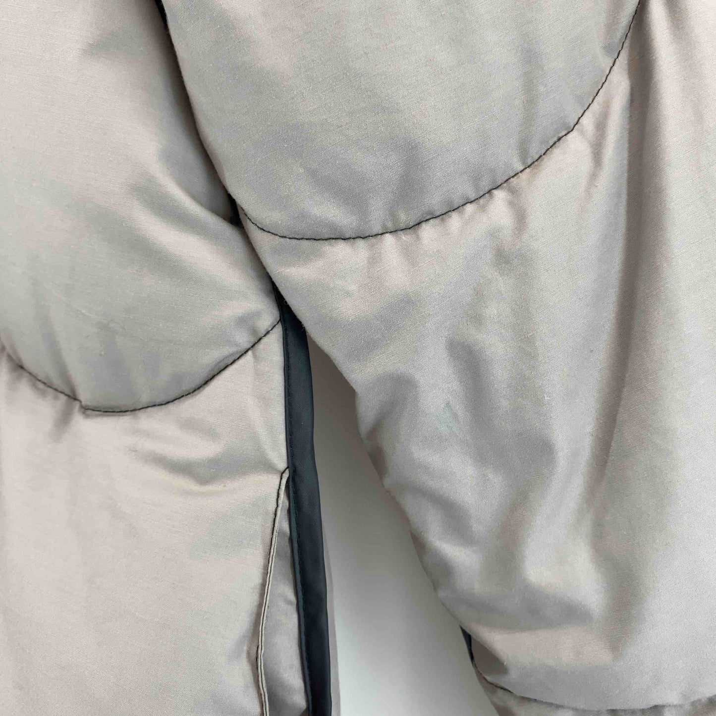 ヴィンテージ  レディース ジャケット/アウター ダウンジャケット グレー