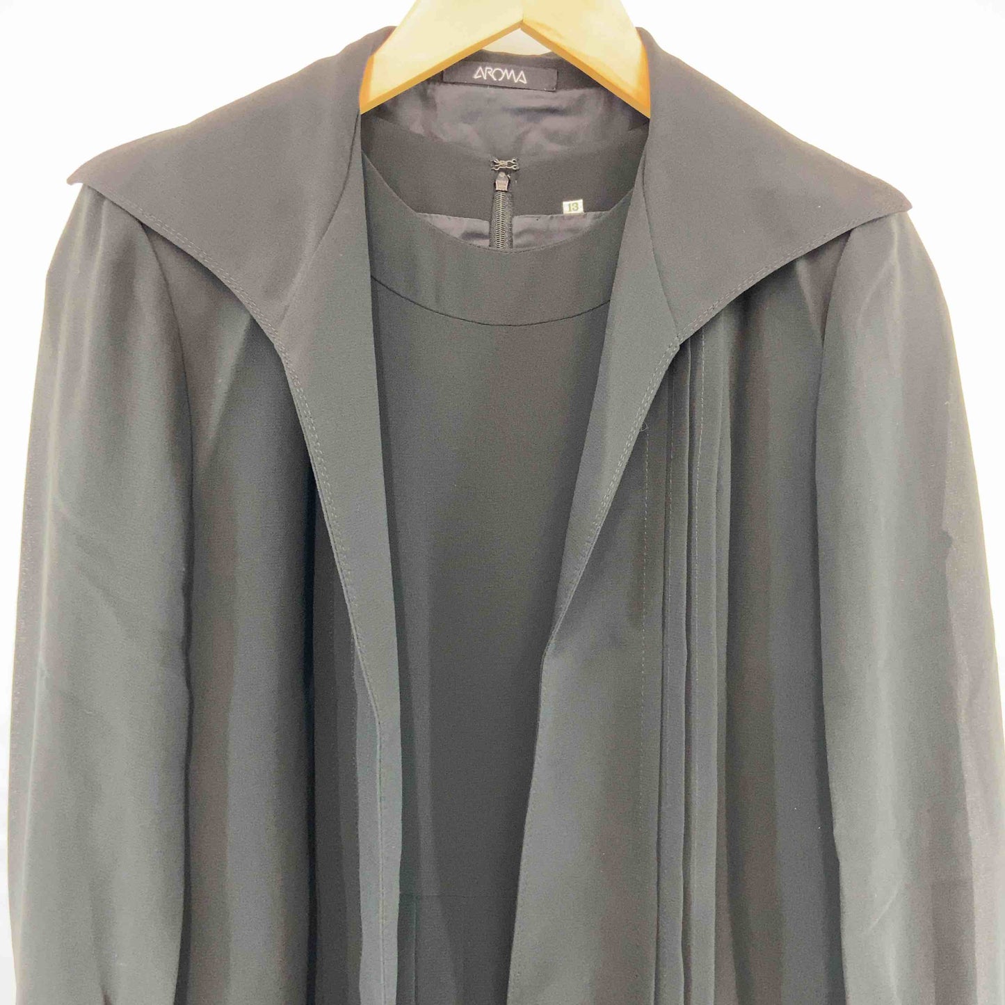 AROMA レディース ノーカラージャケット ブラック フォーマル ワンピース セットアップ 春夏