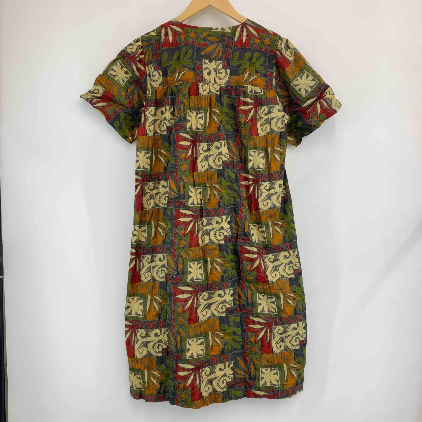 レディース 半袖　ロングワンピース　総柄　ポケット　ジップアップ